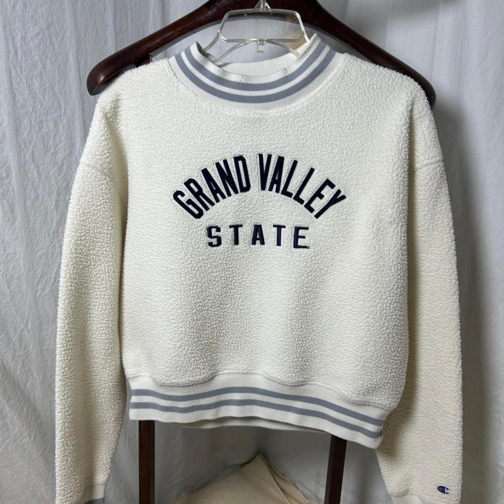 Cream Champion Grand Valley State University crewneck sweatshirt fleece Sherpa